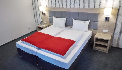 Double or Twin Room with Private Bathroom