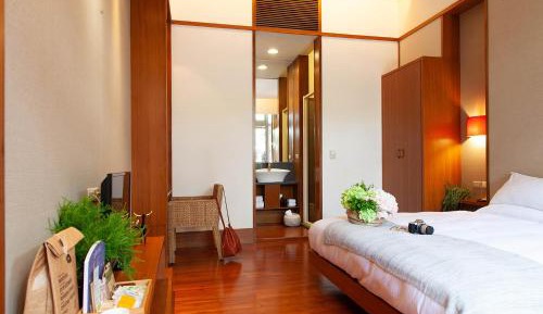 Deluxe Double Room (Pet Friendly) 