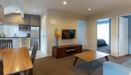 Deluxe Two-Bedroom Apartment