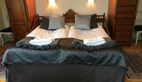 Suite with Garden View