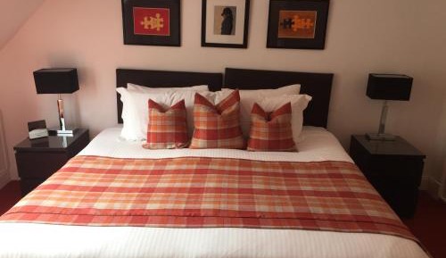 Double or Twin Room with Shower