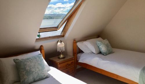 Twin Room with Sea View