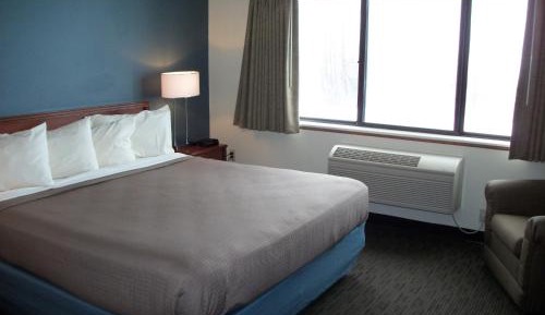 King Room - Non-Smoking