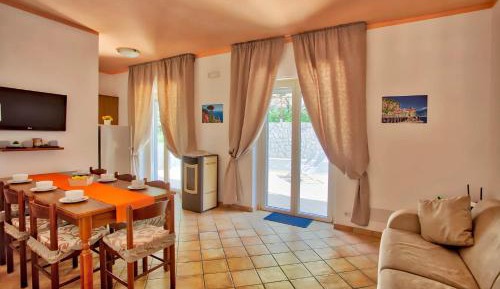 Deluxe Apartment with Sea View