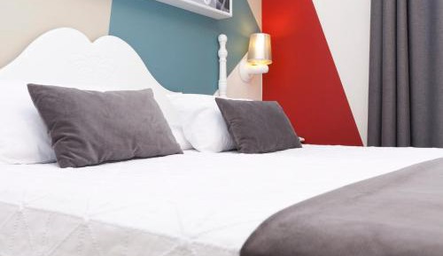 Double Room ( 1 double bed)