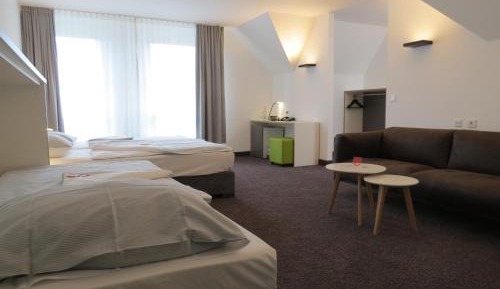 Economy Quadruple Room