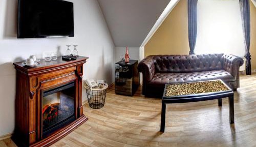 Deluxe Double Room with Bath