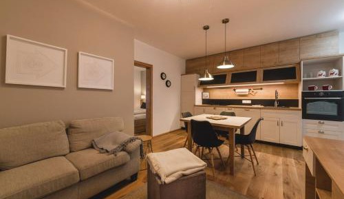 Deluxe Apartment (4 Adults)