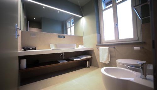 Deluxe Double or Twin Room with Pool View