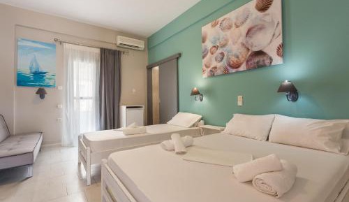 Triple Room with Terrace