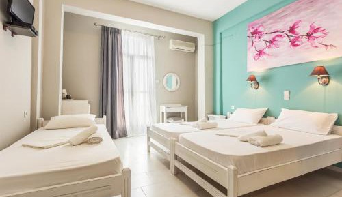 Triple Room with Balcony