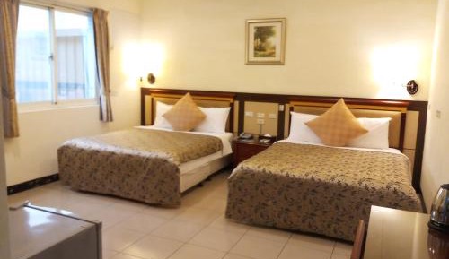 Quadruple Room with Private Bathroom