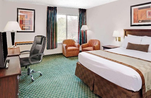 Spokane Valley Hotel | Ramada by Wyndham Spokane Valley