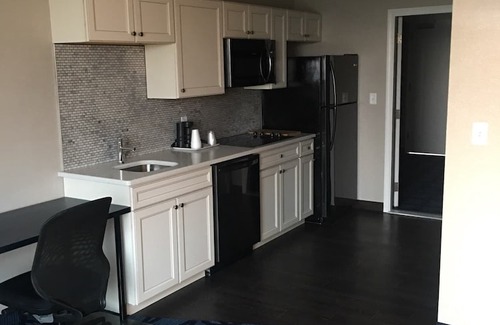 Hannibal Hotel | Lighthouse Hospitality Hannibal