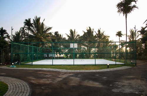 Thavinhal Hotel | Ichumma's Inn