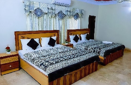 Gulshan-E-Jamal Hotel | Galaxy Inn Guest House