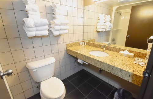 Regent Hotel | Canad Inns Destination Centre Transcona