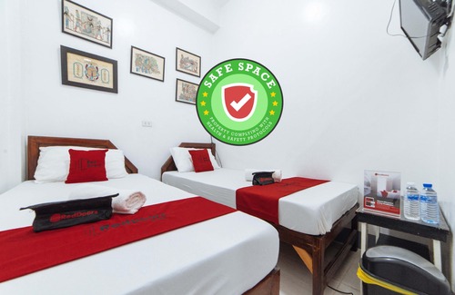Jaro Hotel | RedDoorz @ Plaza Jaro Iloilo