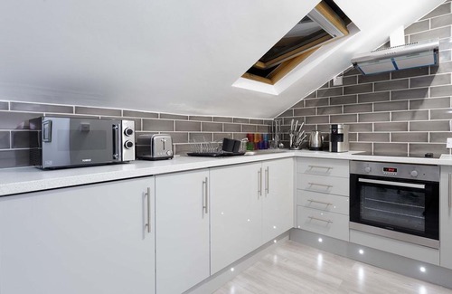 Chapeltown Hotel | Live in Leeds Grange Apartments