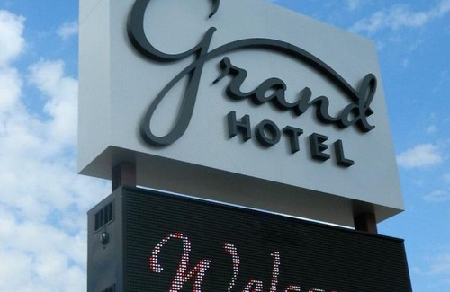 Minot Hotel | Grand Hotel