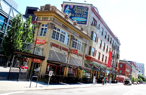 Downtown Portland Hotel | McMenamins Crystal Hotel