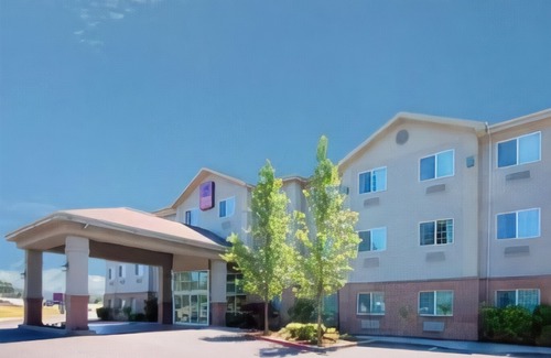 Oatfield Hotel | Comfort Suites Clackamas