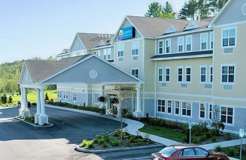 Wilton Hotel | Comfort Inn & Suites Wilton