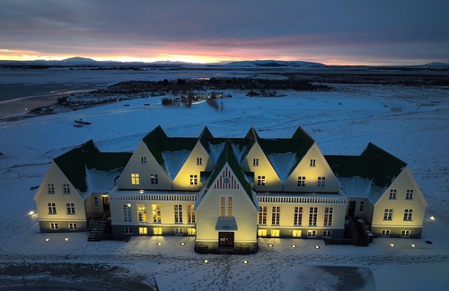Laugarvatn Hotel | Heradsskolinn Historic Guesthouse