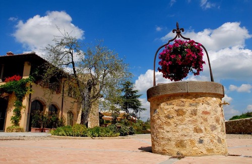 Tavarnelle Val di Pesa Hotel | Hotel Borgo di Cortefreda