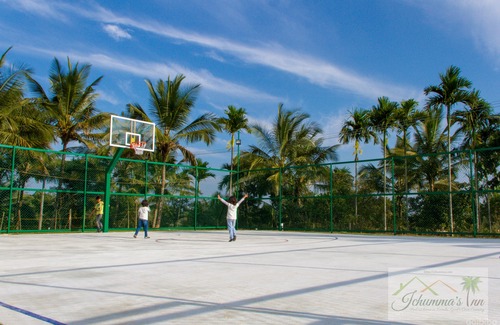 Thavinhal Hotel | Ichumma's Inn