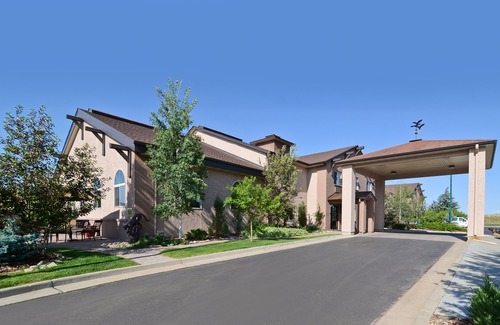 Craig Hotel | Best Western Plus Deer Park Hotel & Suites