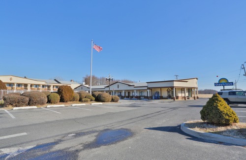 Wrightstown Hotel | Days Inn by Wyndham Wrightstown