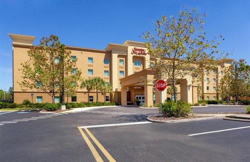 Bayonet Point Hotel | Hampton Inn & Suites Port Richey