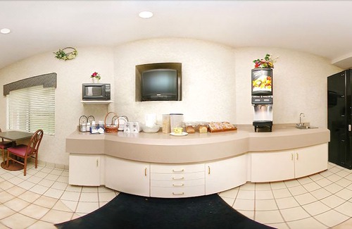 Salem Hotel | Rodeway Inn Salem