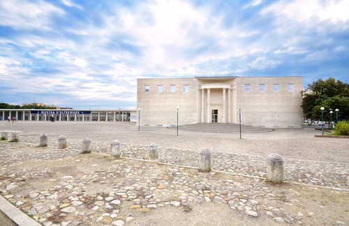 Fuorigrotta Other | Palazzo Esedra