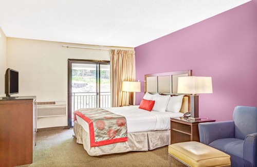 Rockaway Hotel | Ramada by Wyndham Rockaway