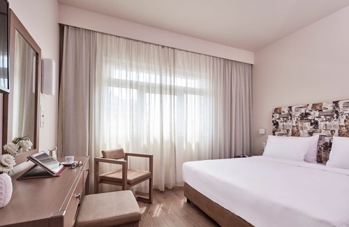 Amarousion Hotel | Civitel Esprit