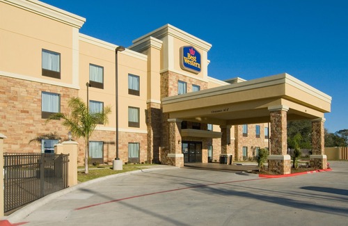Bastrop Hotel | Best Western Bastrop Pines Inn