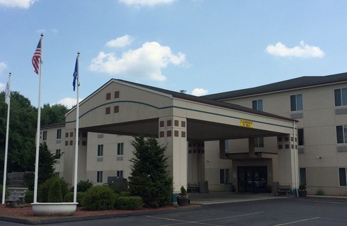 Manchester Hotel | Manchester Inn and Suites