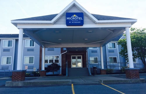 Baldwinsville Hotel | Microtel Inn & Suites by Wyndham Syracuse Baldwinsville