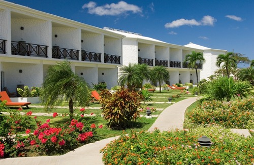 The Lime Hotel | Coyaba Beach Resort