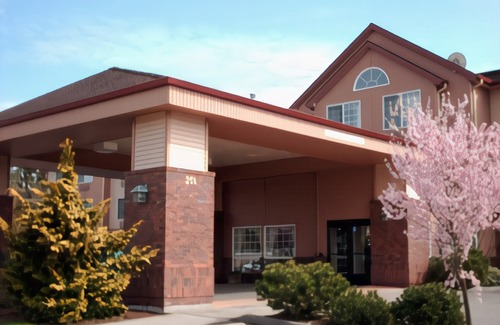 Chehalis Hotel | Best Western Plus Park Place Inn & Suites