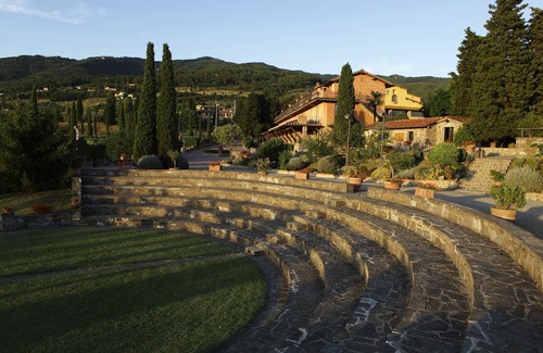 San Donato in Fronzano Hotel | Fattoria Degli Usignoli
