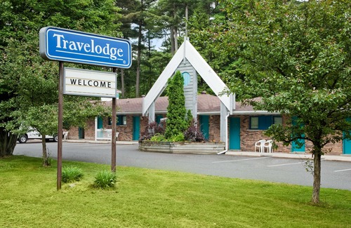 Bracebridge Hotel | Travelodge by Wyndham Bracebridge