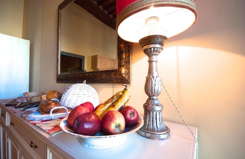 Lucca Historical Center Hotel | B&B Corte Toro