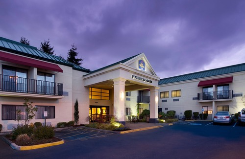 Kent Hotel | Best Western Plus Plaza by The Green