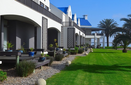 Walvis Bay Hotel | Protea Hotel by Marriott Walvis Bay Pelican Bay