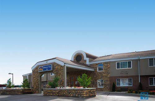 Springville Hotel | Best Western Mountain View Inn