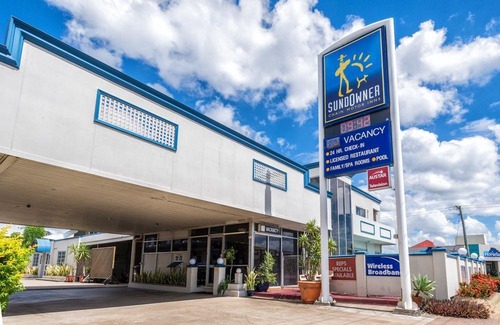 Allenstown Hotel | The Q Motel Rockhampton