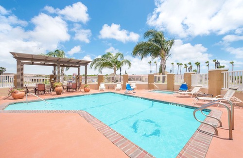Aransas Pass Hotel | Microtel Inn & Suites by Wyndham Corpus Christi/Aransas Pass
